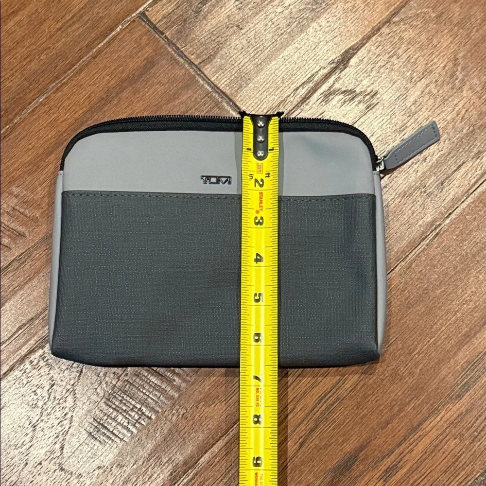 NEW! TUMI Two-Tone Gray Toiletry Bag
